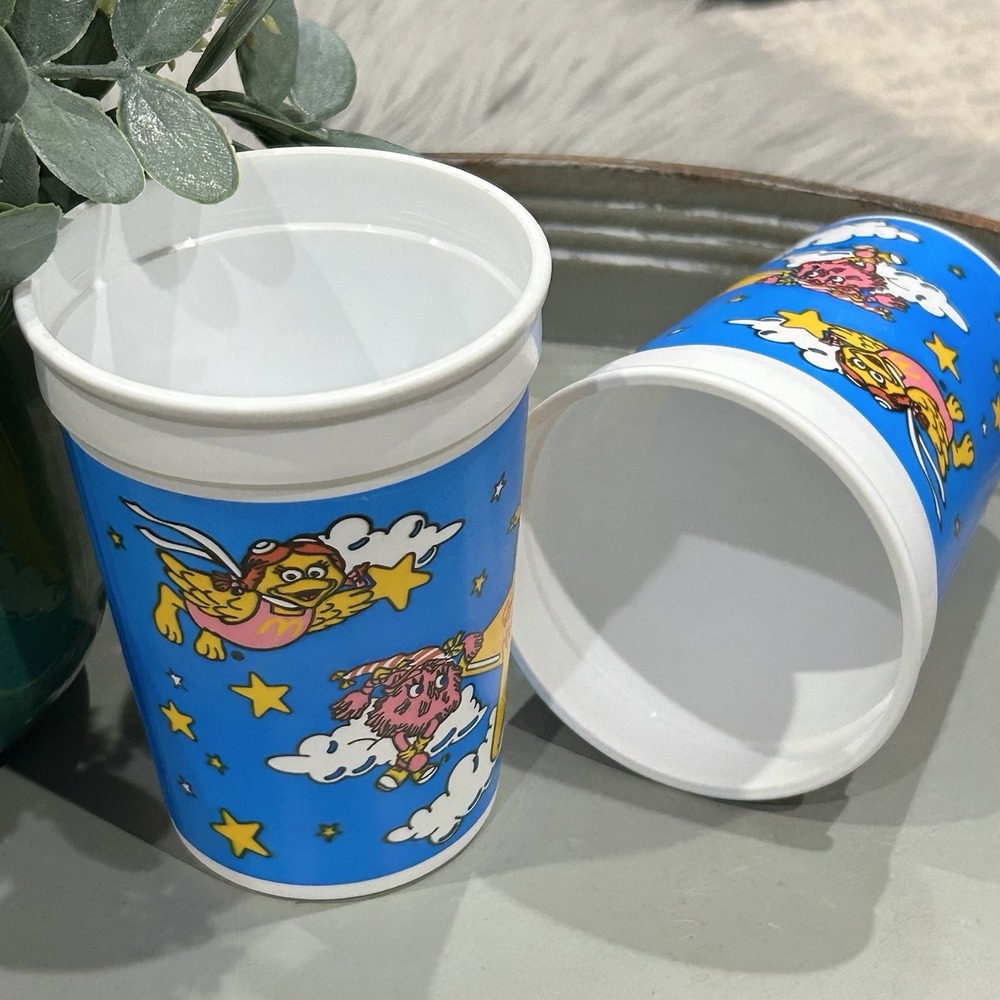 Vintage‎ McDonalds Plastic Drinking Cups Set Of Two (2) From Year 1988 - Picture 3 of 4